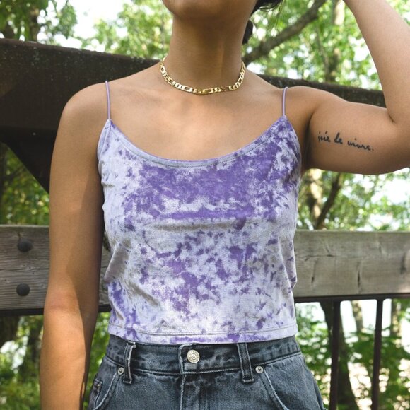 Crushed velvet, cropped tank top - Picture 2 of 7